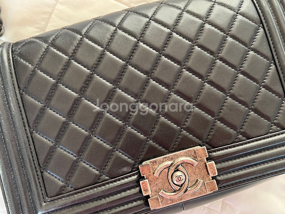 샤넬 보이 미디움 램스킨 빈티지 은장 판매--1