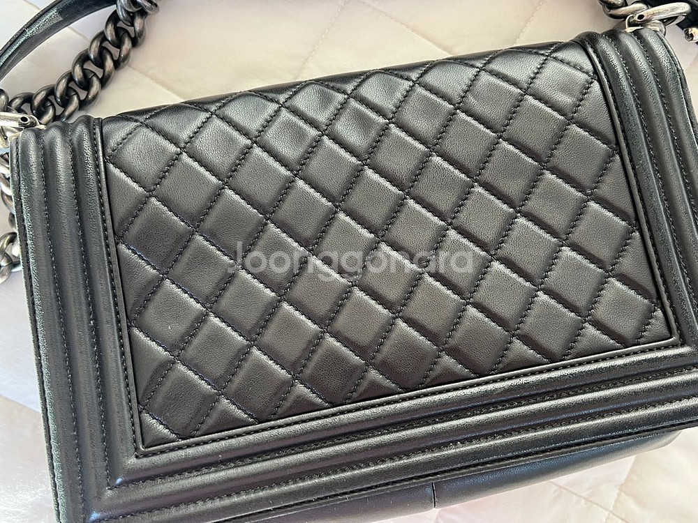 샤넬 보이 미디움 램스킨 빈티지 은장 판매--6