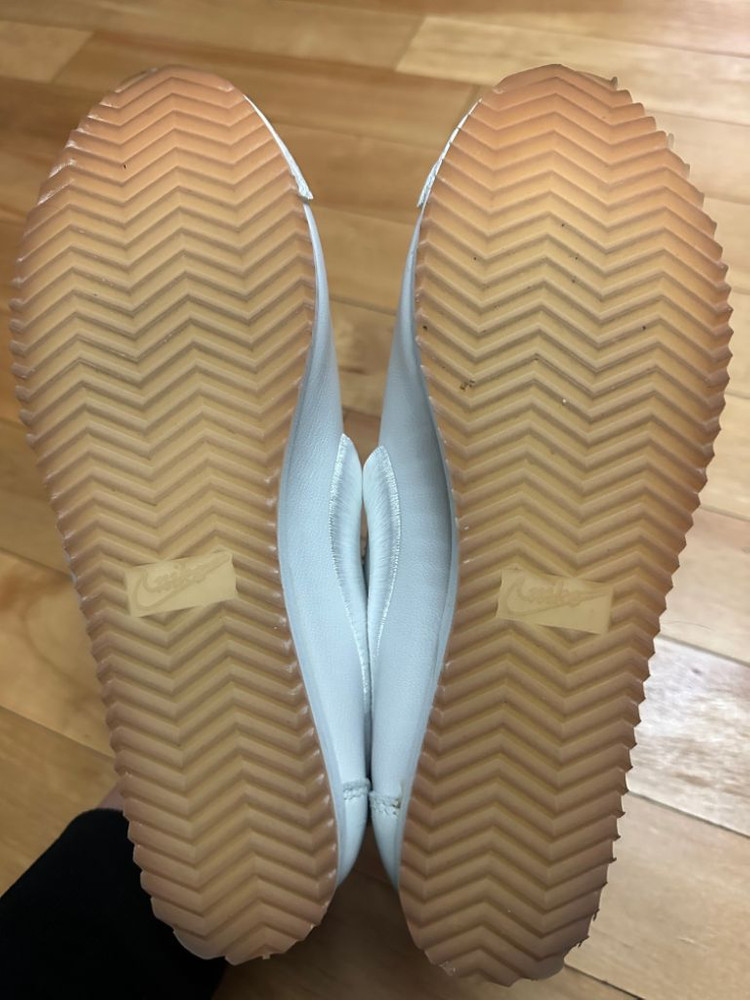 나이키 코르테즈 245 이미지