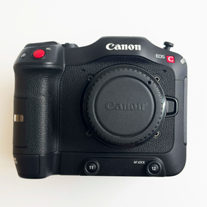 Canon EOS C70