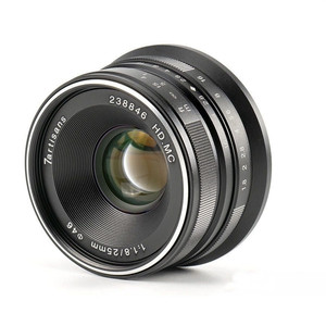 7장인 25mm F1.8 MF (후지마운트)