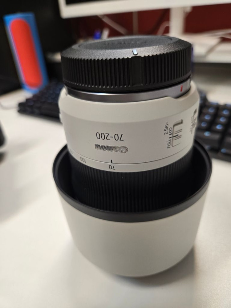 캐논 R8 과 렌즈팝니다.--1