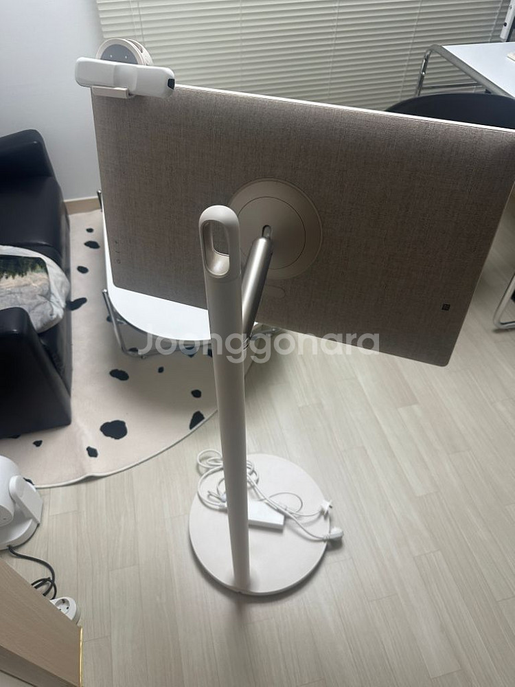 LG 스탠바이미 27ART10AKPLAKR--1