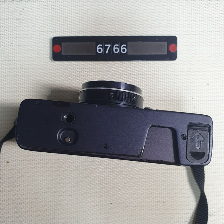 코니카 C 35 EF 필름카메라 이미지