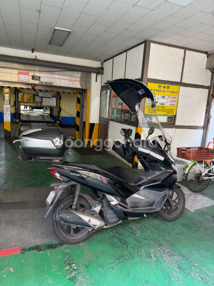 pcx125cc 짥은키로수 4182km팝니다.--1