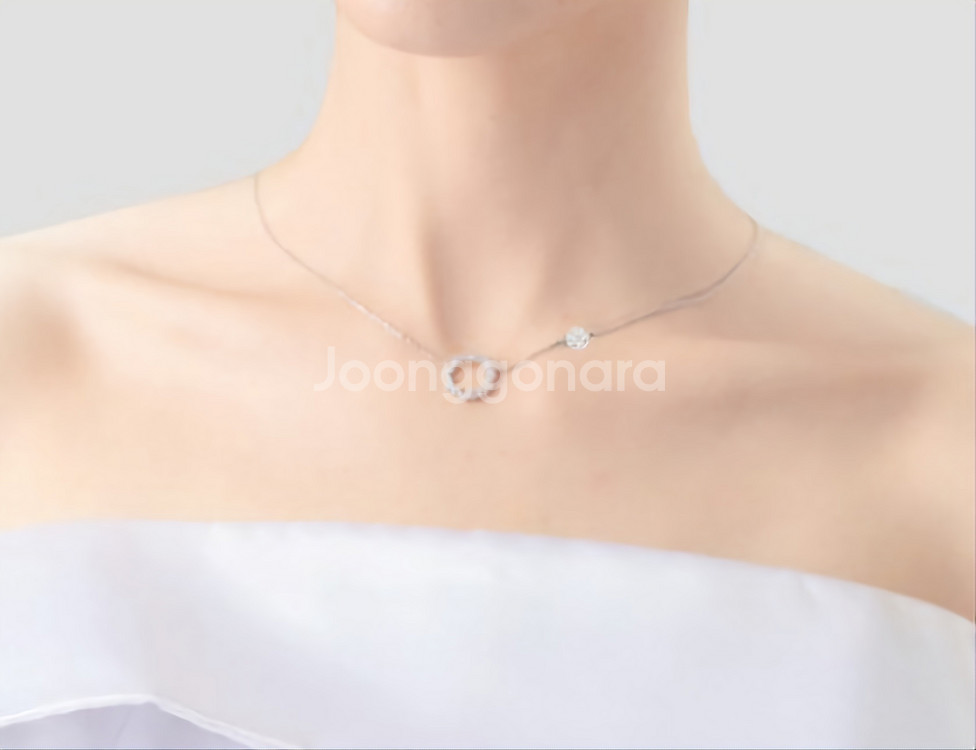피렌티아노 천연 다이아몬드 목걸이(새상품)--1