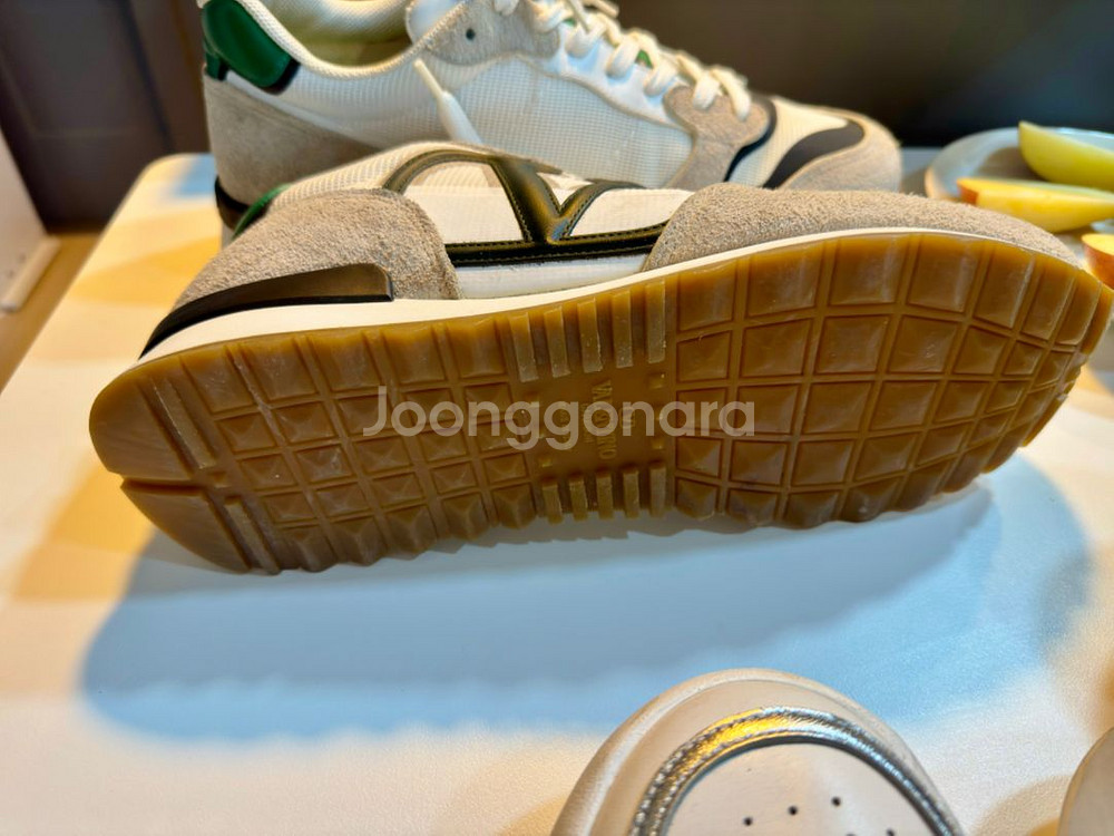 <발렌티노 스니커즈, 검보이>--4