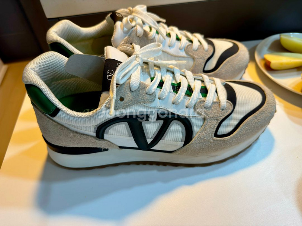 <발렌티노 스니커즈, 검보이>--3