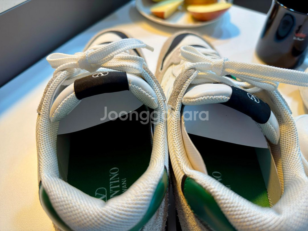 <발렌티노 스니커즈, 검보이>--2