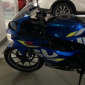 스즈키gsxr125