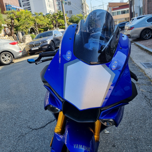 야마하 YZFR1