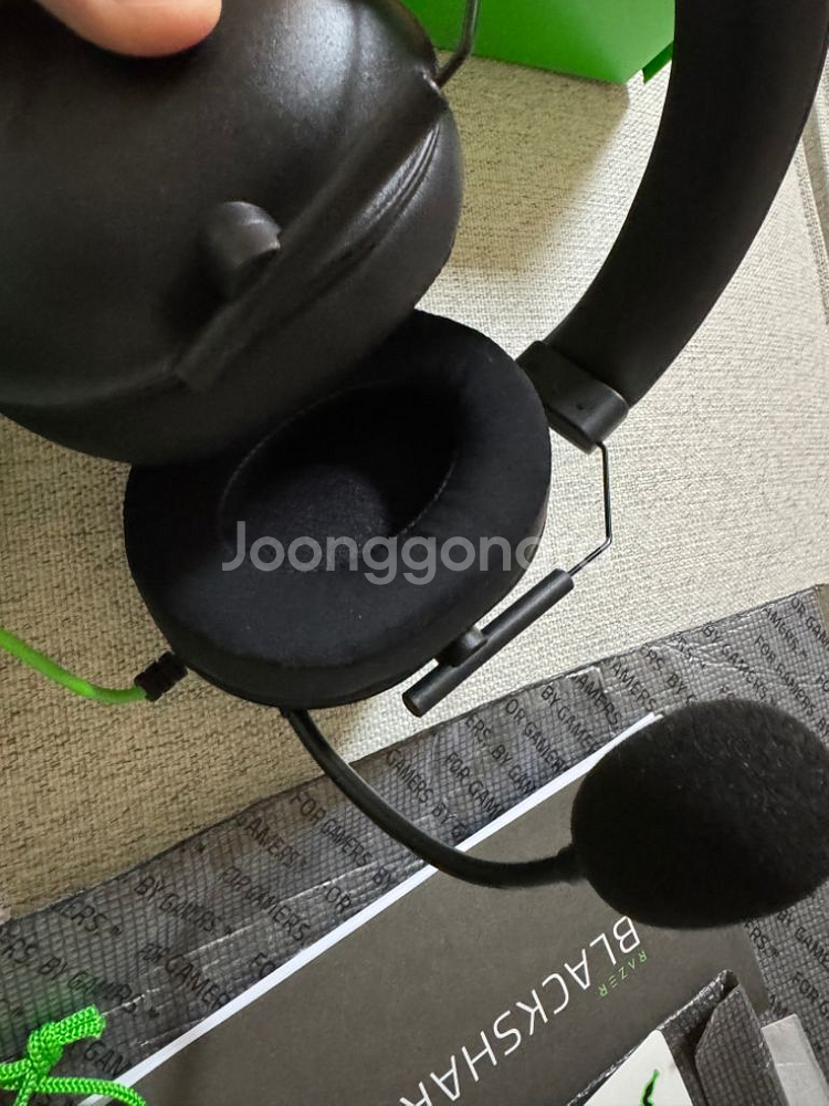 레이저 블랙샤크 v2 USB 헤드셋 팝니다 거의새제품--3