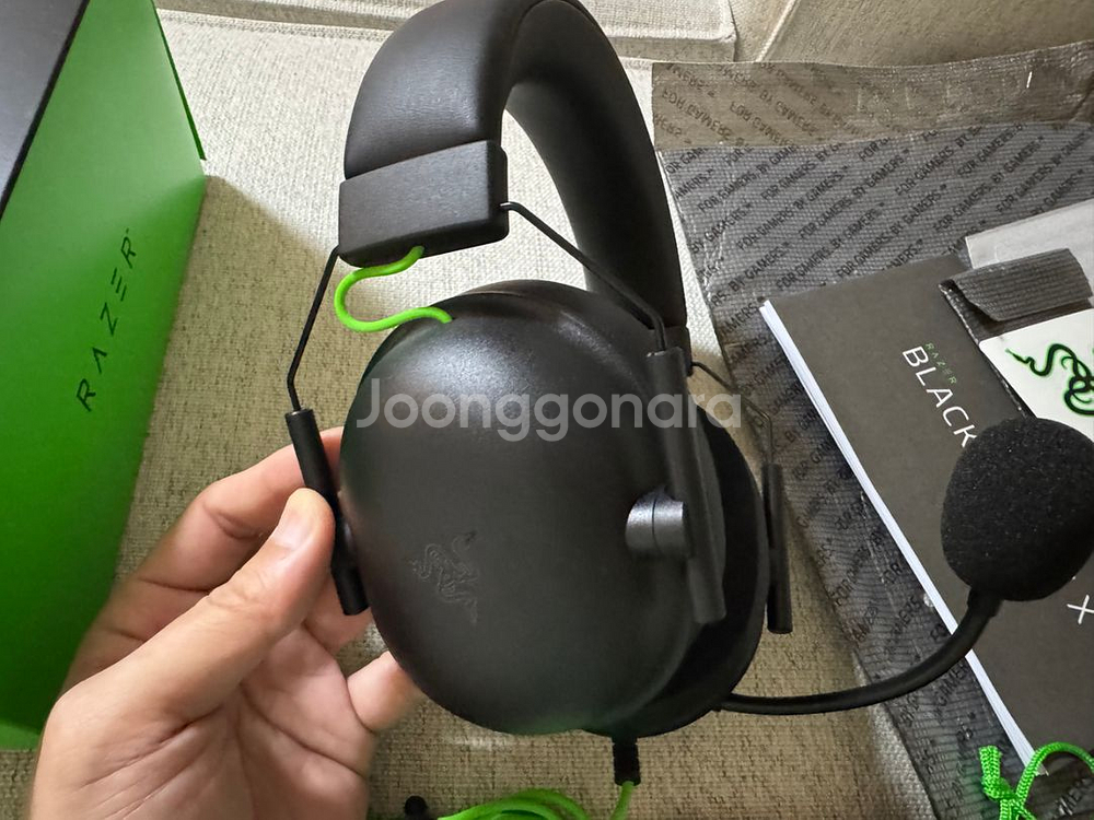 레이저 블랙샤크 v2 USB 헤드셋 팝니다 거의새제품--4