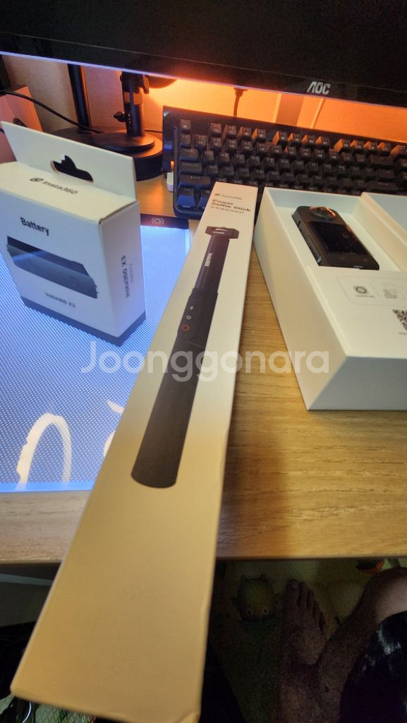 인스타360 x3,파워셀피스틱,미개봉 여분배터리 팝니다--2