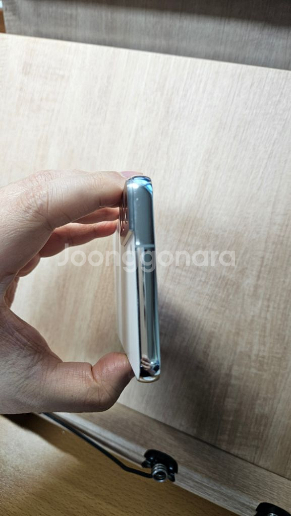 갤럭시 s22플러스 256gb 화이트 자급제 모델 판매--4