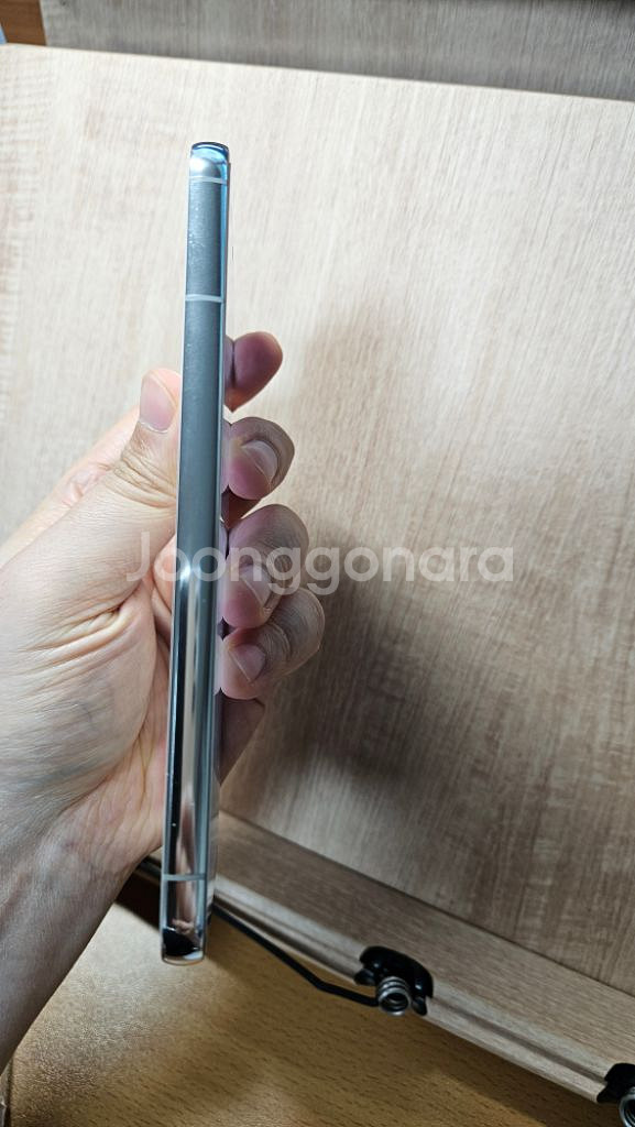 갤럭시 s22플러스 256gb 화이트 자급제 모델 판매--5
