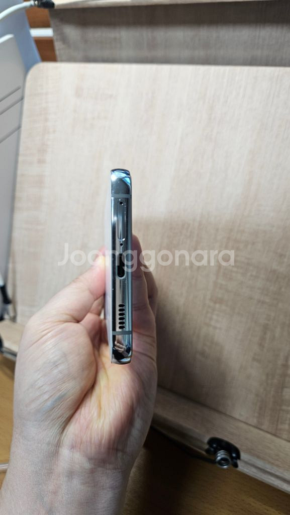 갤럭시 s22플러스 256gb 화이트 자급제 모델 판매--6