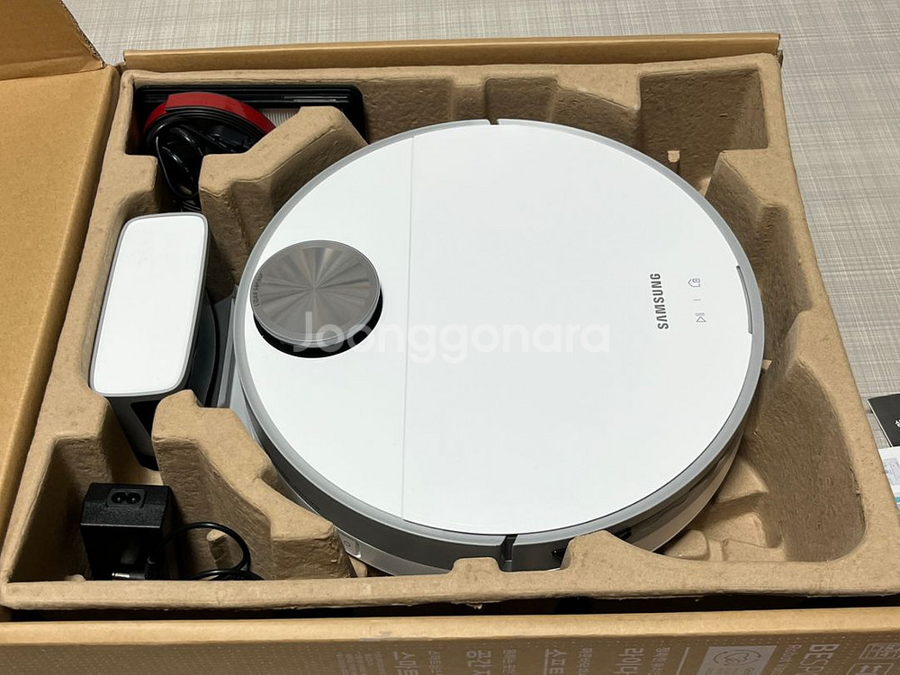 삼성 비스포크 로봇청소기 제트봇 VR30T80313W--2
