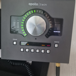 UAD APOLLO TWIN MK2 QUAD