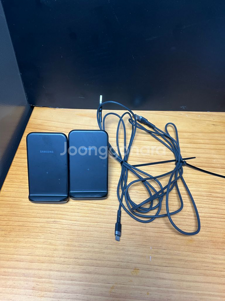 삼성 정품 무선충전기--1