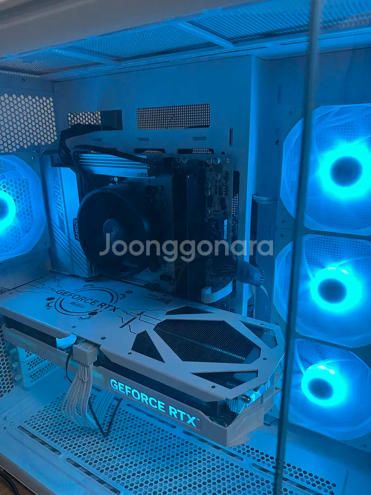 4070슈퍼 게이밍 컴퓨터(돈이급해서급처합니다)--0