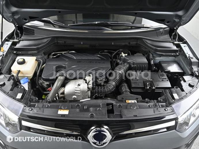 @20년식 베리 뉴 티볼리 1.6 디젤 2WD V5--5