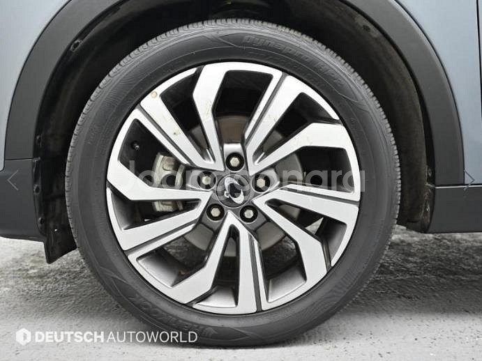 @20년식 베리 뉴 티볼리 1.6 디젤 2WD V5--4