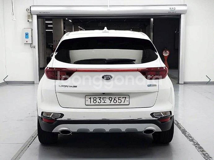 @20년식 스포티지 더 볼드 1.6 디젤 2WD 트렌--2