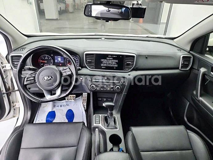 @20년식 스포티지 더 볼드 1.6 디젤 2WD 트렌--6