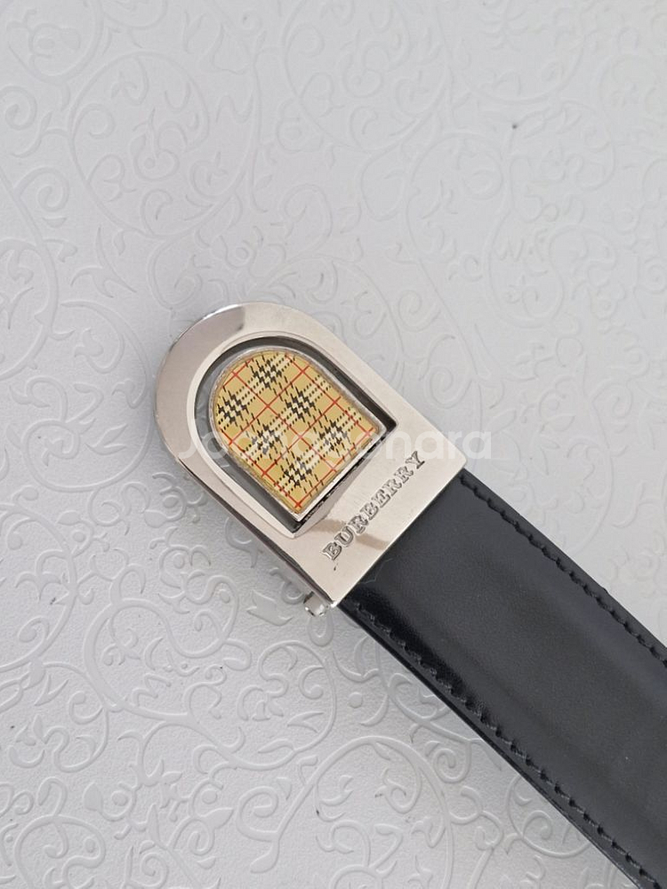 버버리 남녀공용 가죽벨트--1