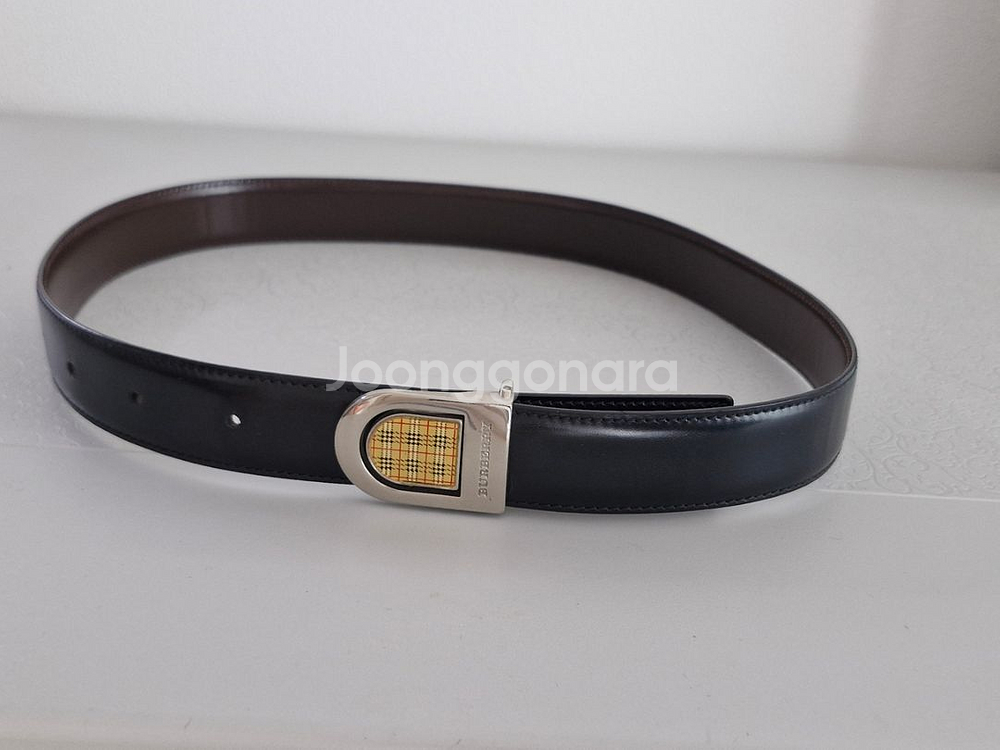 버버리 남녀공용 가죽벨트--7