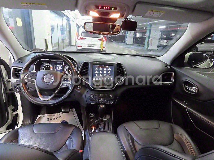 @18년식 체로키(KL) 2.4 AWD 론지튜드 하이--9