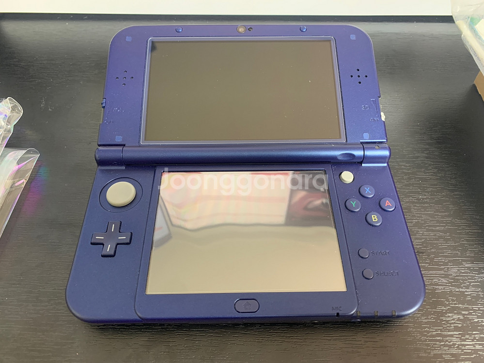 NEW 3DS XL(+마리오카트,두뇌트레이닝DS)--3