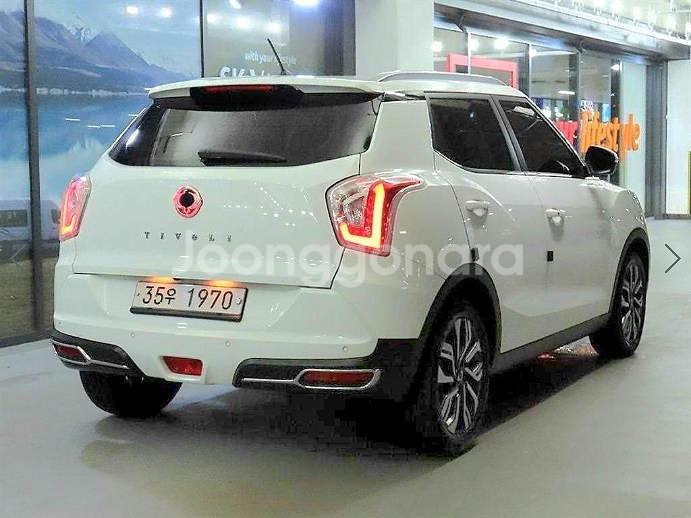 @19년식 티볼리 아머 1.6 가솔린 기어 플러스 전--3