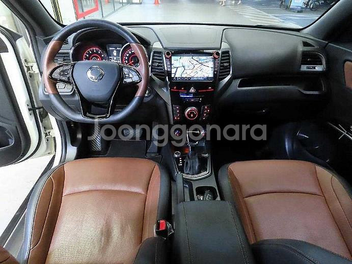 @19년식 티볼리 아머 1.6 가솔린 기어 플러스 전--9