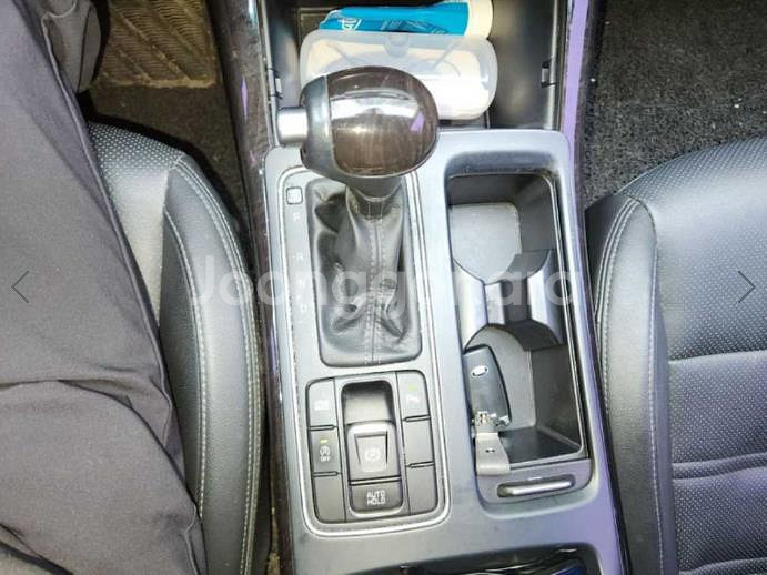 @17년식 올 뉴쏘렌토 R2.0 2WD 노블레스 전국--5