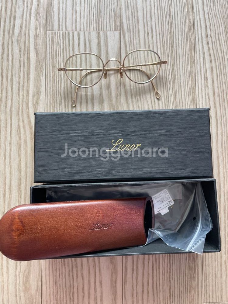 르노안경모델: M5 Mod 02 col. GP--2