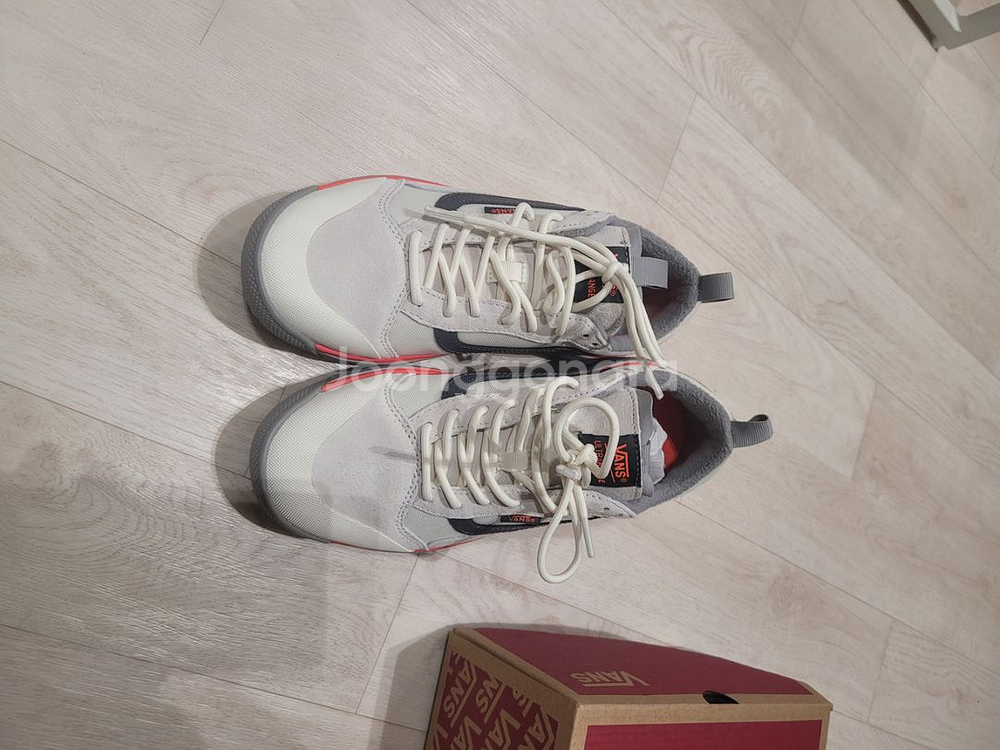 반스 운동화 팝니다!--1