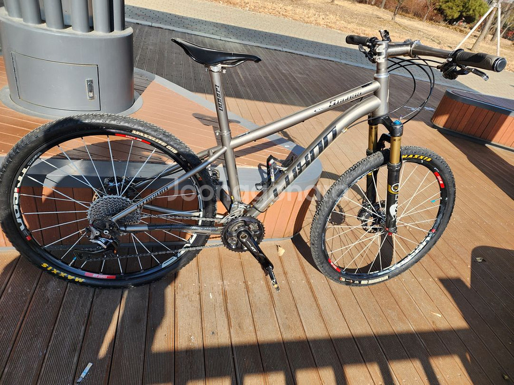 룩손 풀티타늄 자전거33단MTB14.5--3