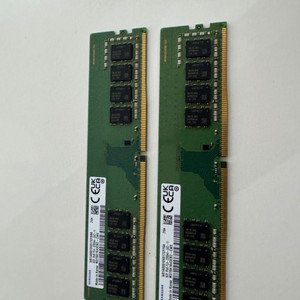 삼성 램 8GB DDR4 2개 팝니다
