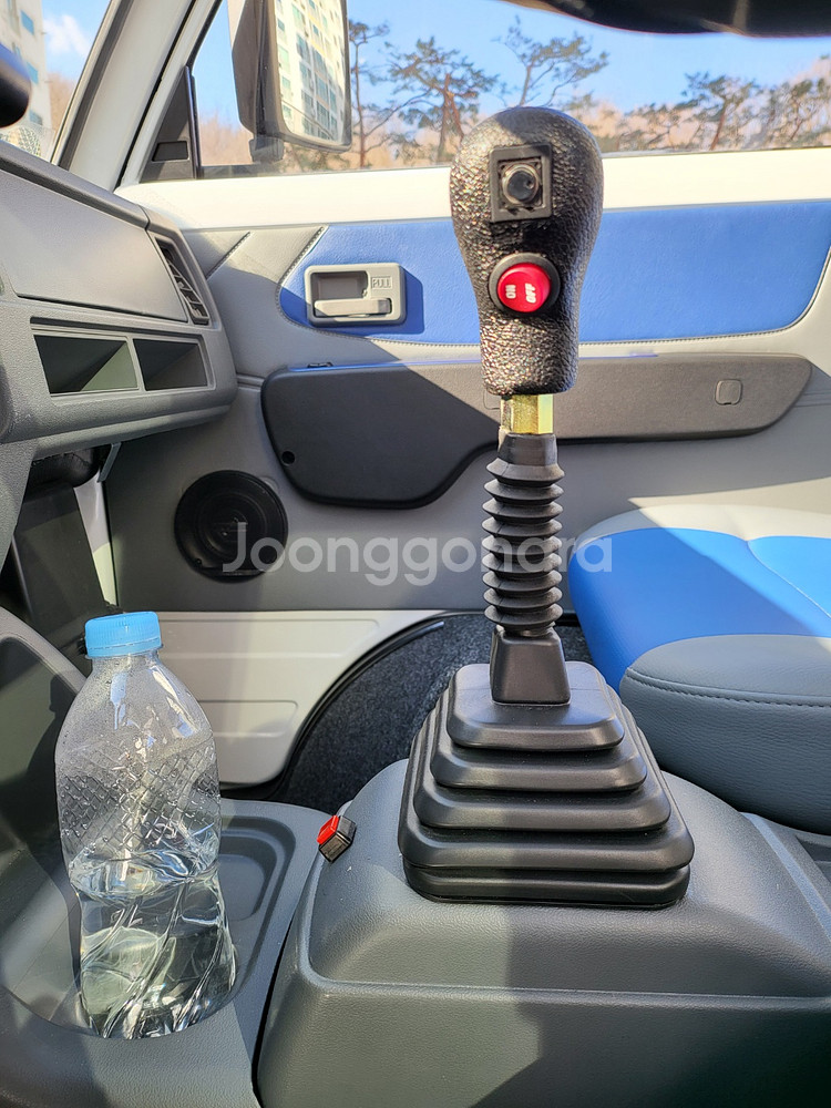 다마스 5인승 코치리빅 20년식 신차350km 세미오토--6