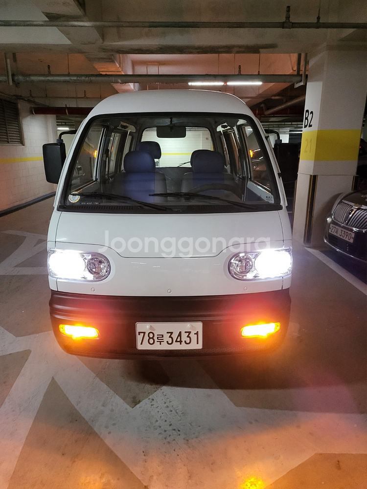다마스 5인승 코치리빅 20년식 신차350km 세미오토--9