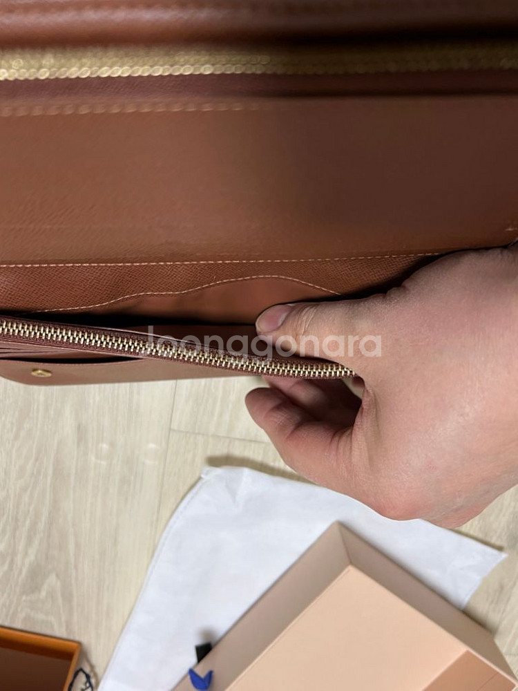 정품 루이비통(LV) 모노그램 여성 가죽지갑--8