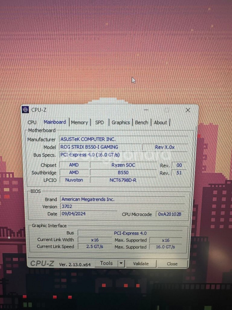 레이저 토마호크itx, 레이저 랩터 모니터, 레이저--5