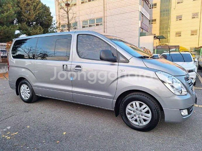 @17년식 그랜드스타렉스 11인승 디젤 모던 전국최저--2