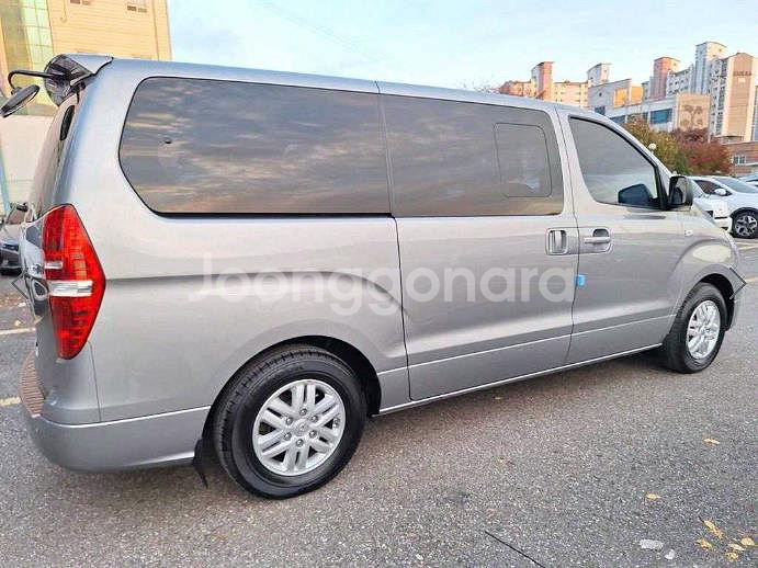 @17년식 그랜드스타렉스 11인승 디젤 모던 전국최저--4