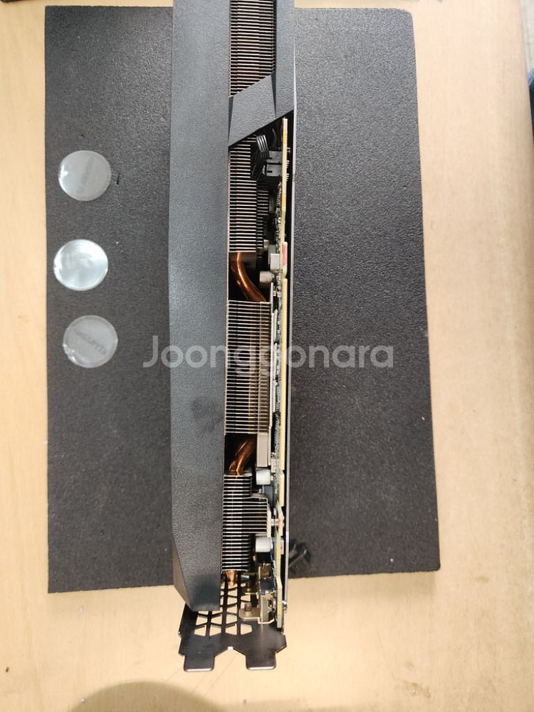 기가바이트 RTX3070 윈드포스 3팬--4