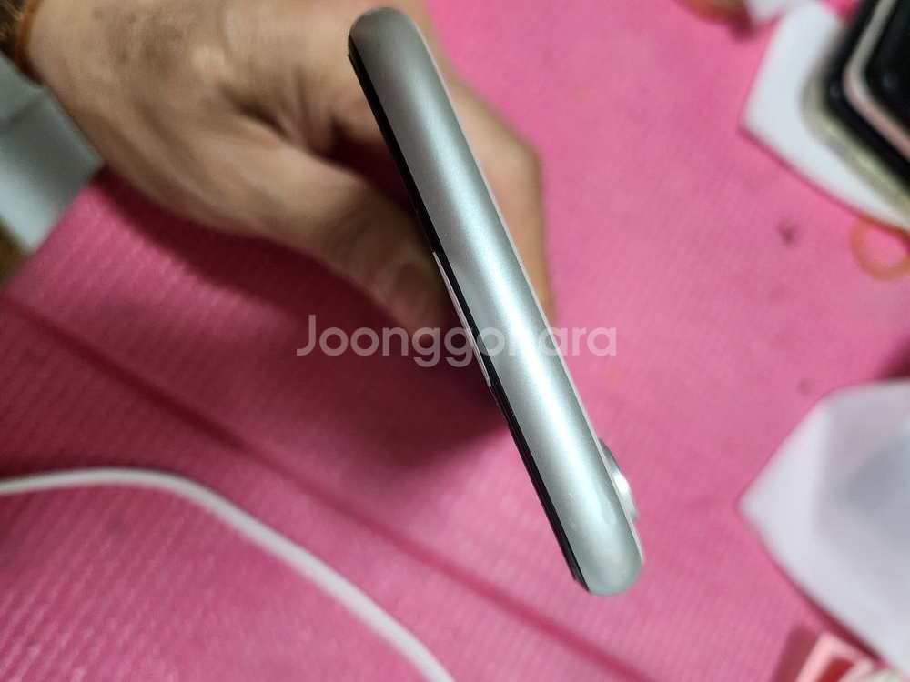 아이폰xr64gb80%단품--3
