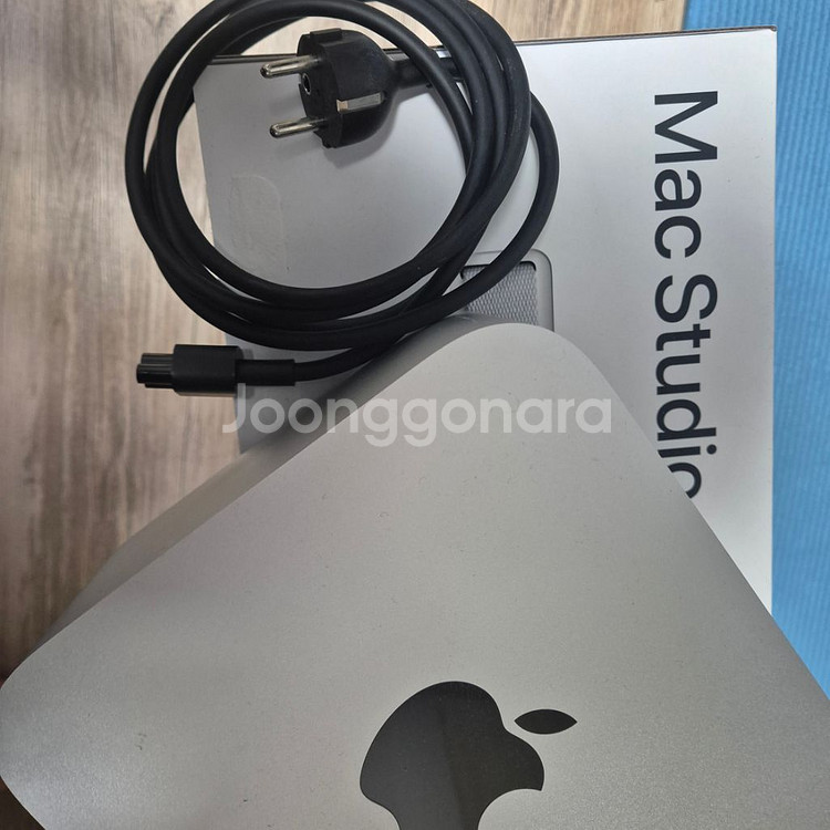 m2 맥 스튜디오 팝니다--1