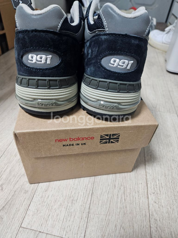 뉴발란스 991 네이비 260사이즈--1